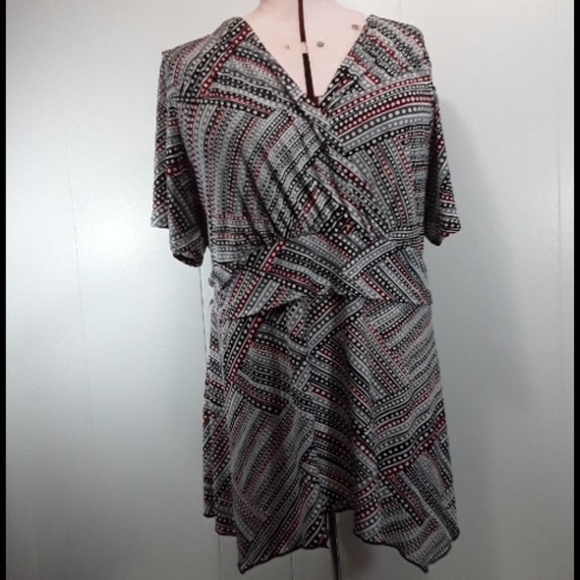 Lane Bryant polka dot crossover top size 26 / 28 - Picture 8 of 8